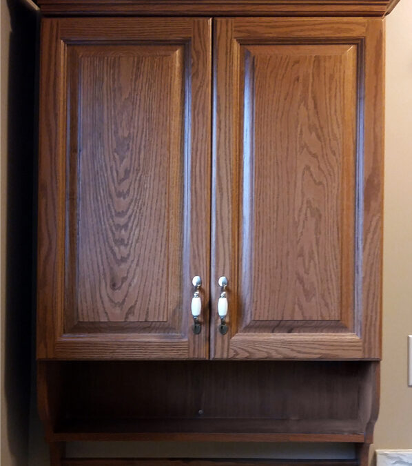 Traditional solid wood overhead cabinet