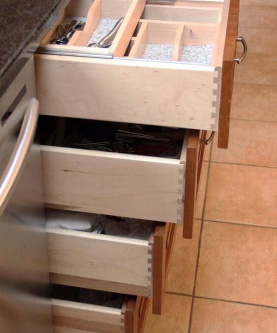 Drawers-with-Layered-Slides-Full-extension-soft-close-hardware-and-Dove-Tail-Joints-562×960