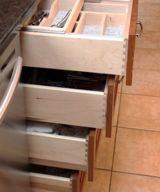 Drawers-with-Layered-Slides-Full-extension-soft-close-hardware-and-Dove-Tail-Joints-562×960