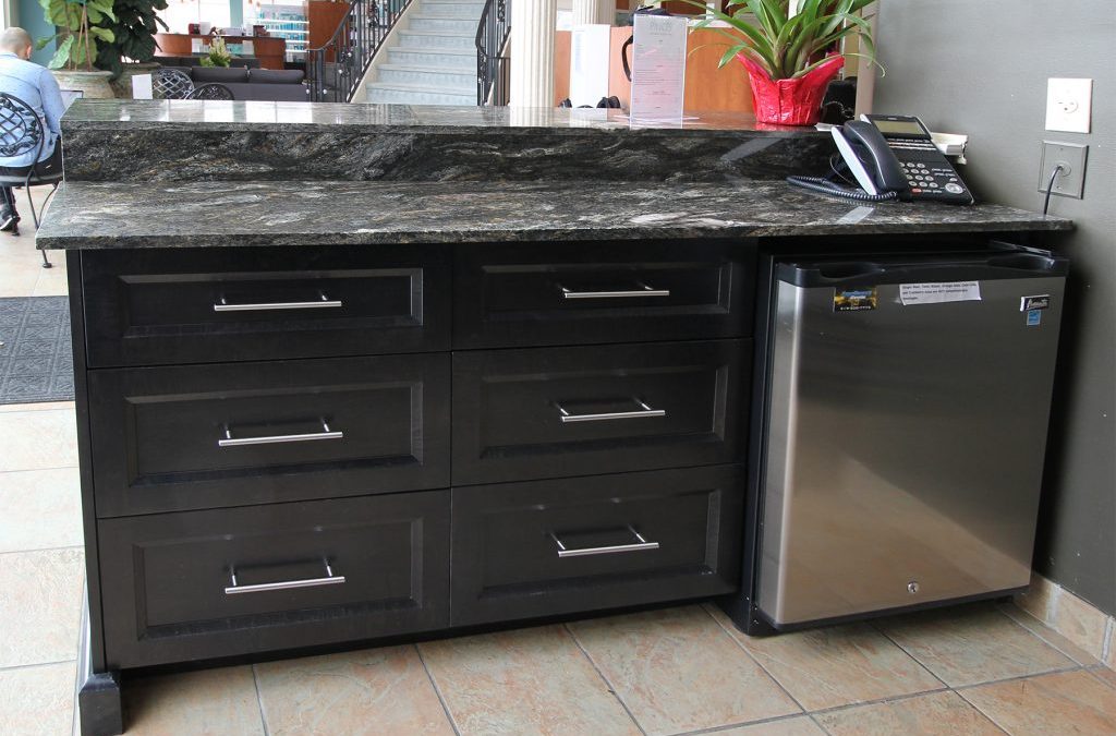 Building in the fridge and new drawers create a clean, finished look