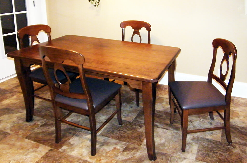 Country_table_chairs